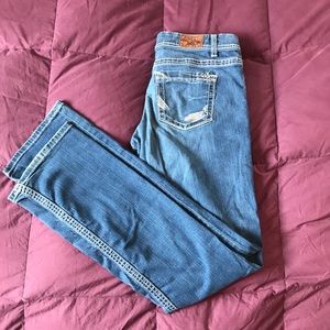 Women’s BKE jeans. Style: payten